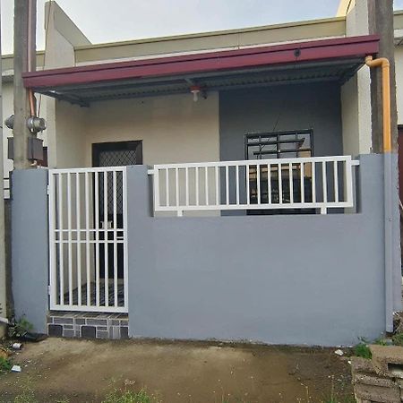 Bed and Breakfast Bella 1 Cabanatuan City Екстер'єр фото